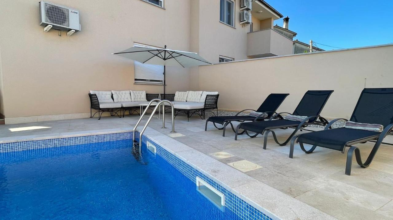 Villa Queen Jelena Galizana Bagian luar foto